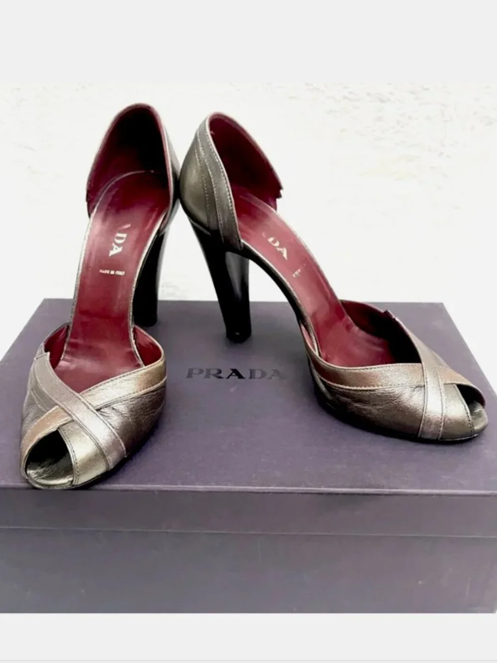 Prada D'Orsay Metall Deco Calzature Donna peep Toe heels pumps 7,5